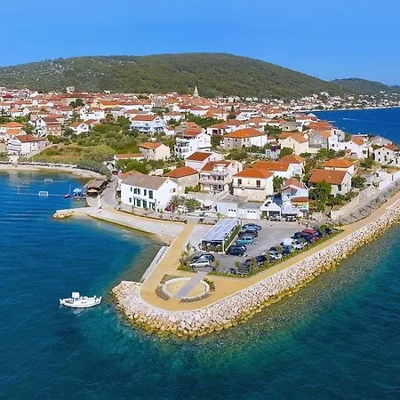 Apartamento By The Sea Kali, Ugljan - 22953 Preko